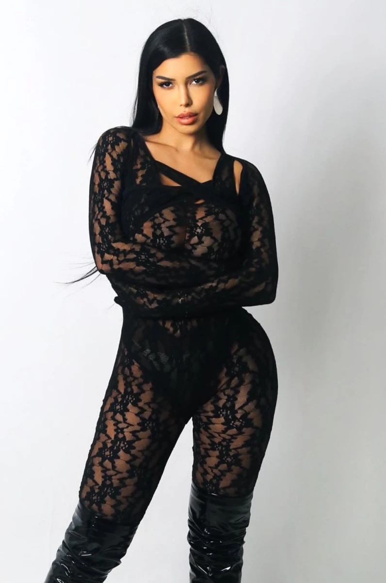 Adriana escort in Moscow
