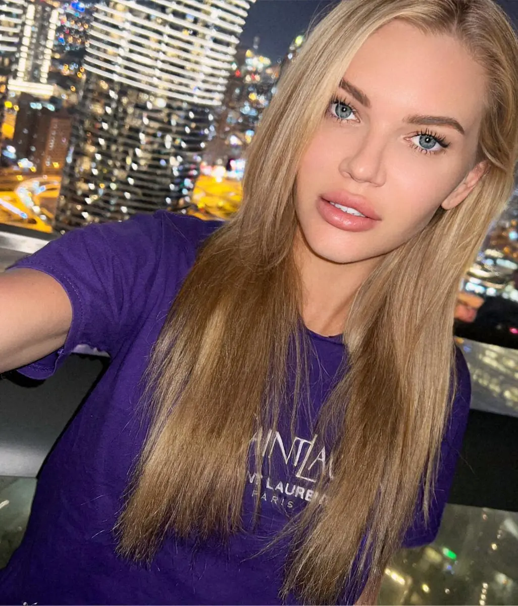 Agata escort in Moscow