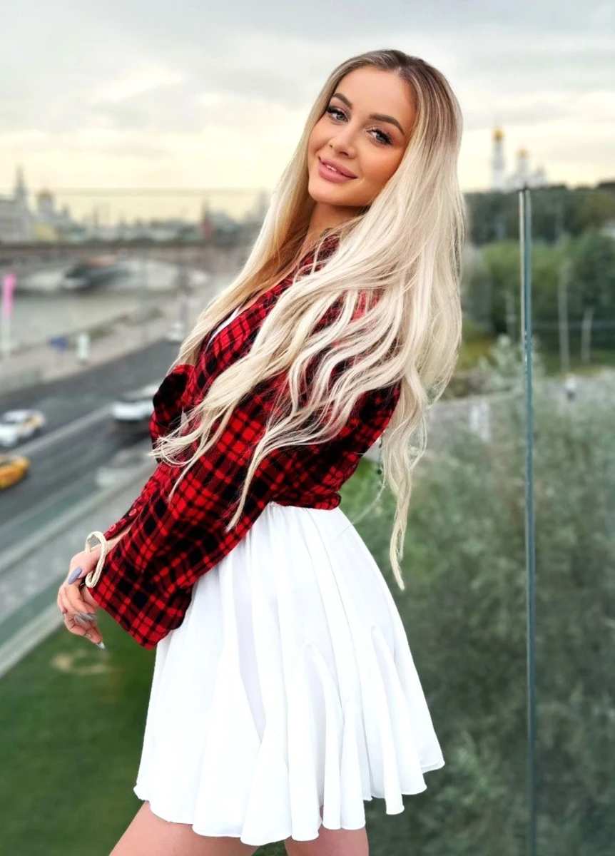 Aleksandra escort in Moscow