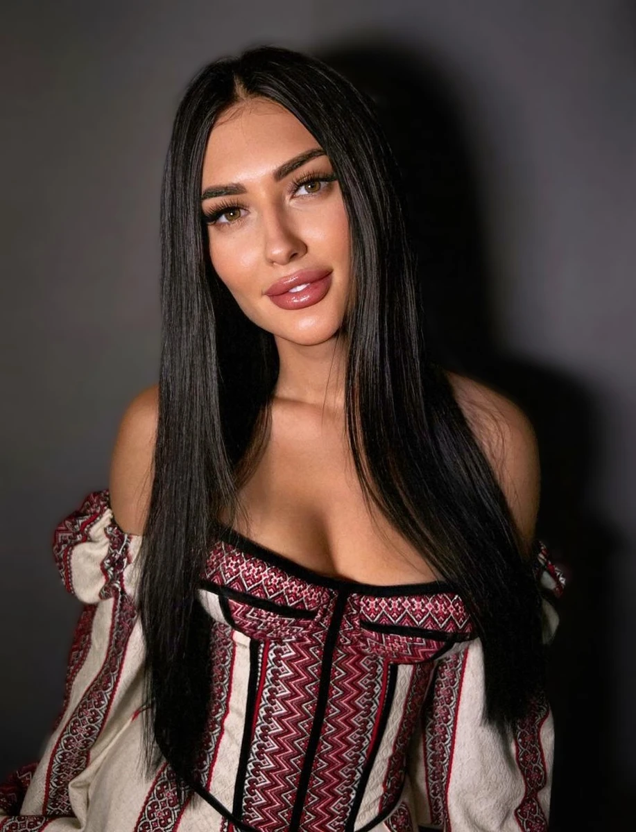 Alexandra escort in Moscow
