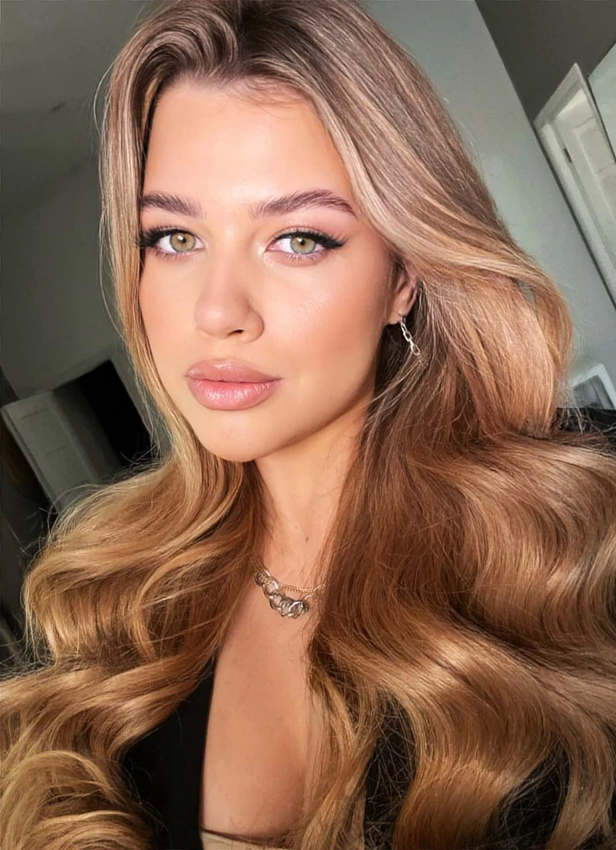 Alice escort in Moscow