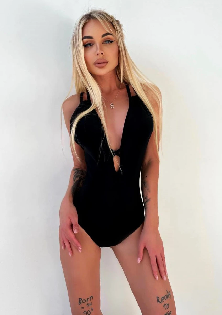Alisa escort in Moscow