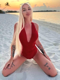 Alisa escort in Moscow