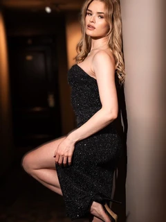 Alisia escort in Moscow