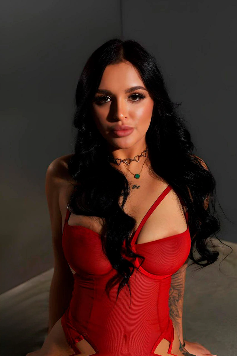 Alsu escort in Moscow