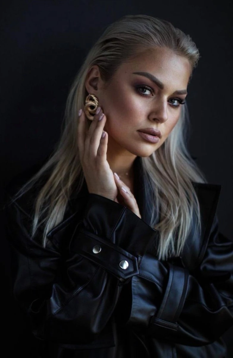 Amanda escort in Moscow