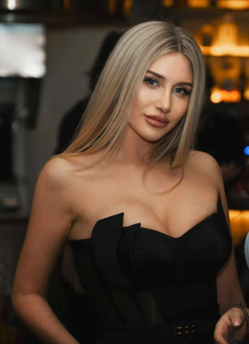 Amelia escort in Moscow