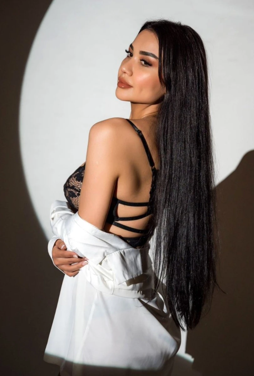 Amida escort in Moscow