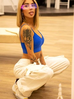 Angela escort in Moscow