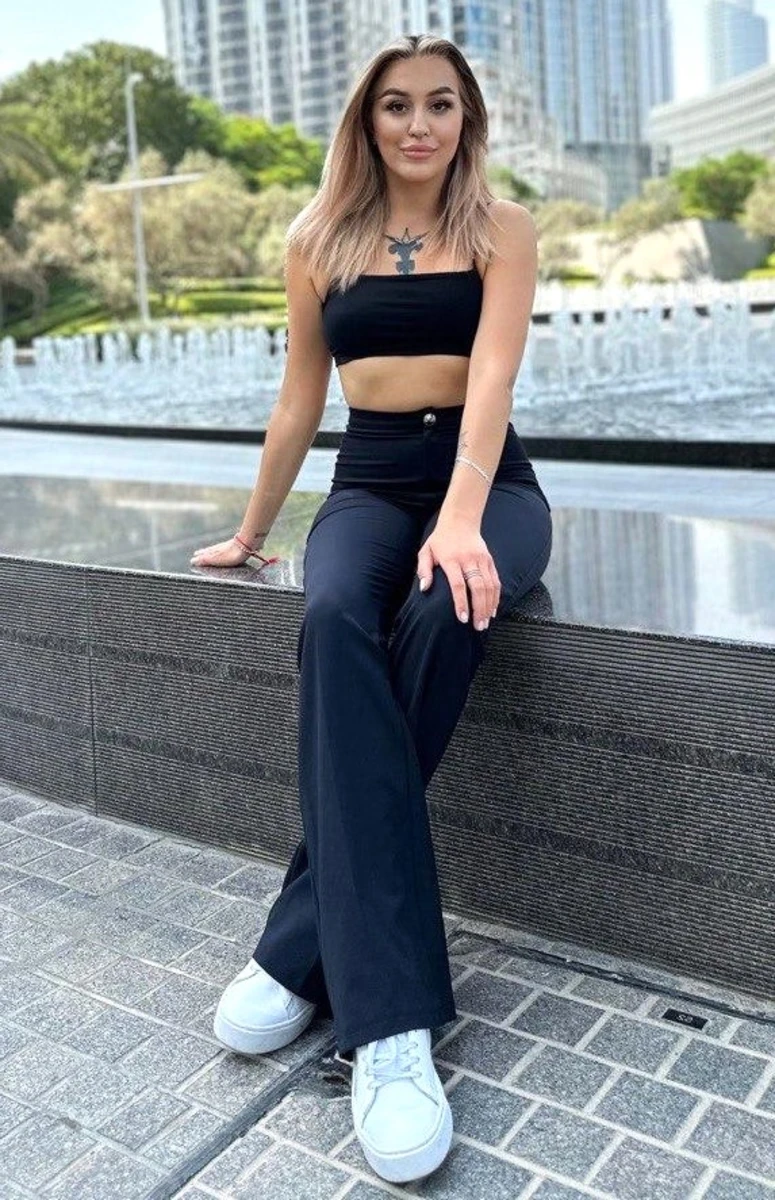 Annabelle escort in Moscow