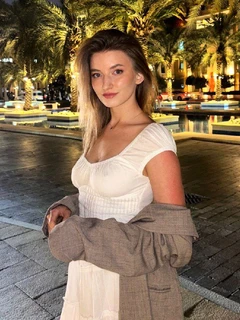 Avelina escort in Moscow