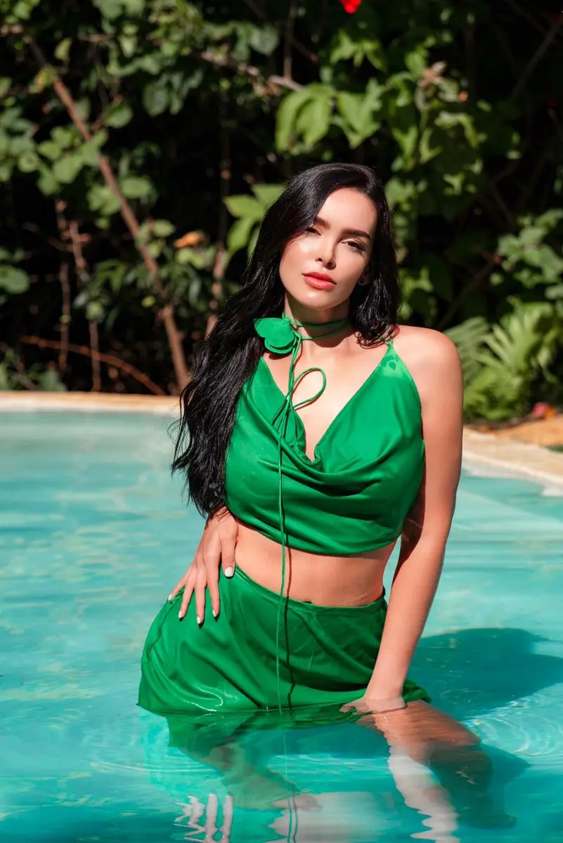 Chiara escort in Moscow