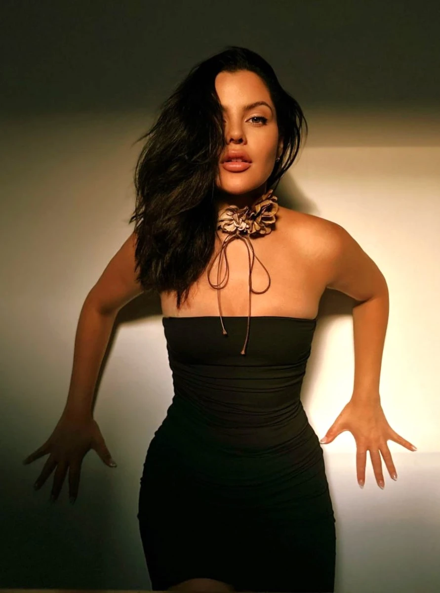 Clara escort in Moscow