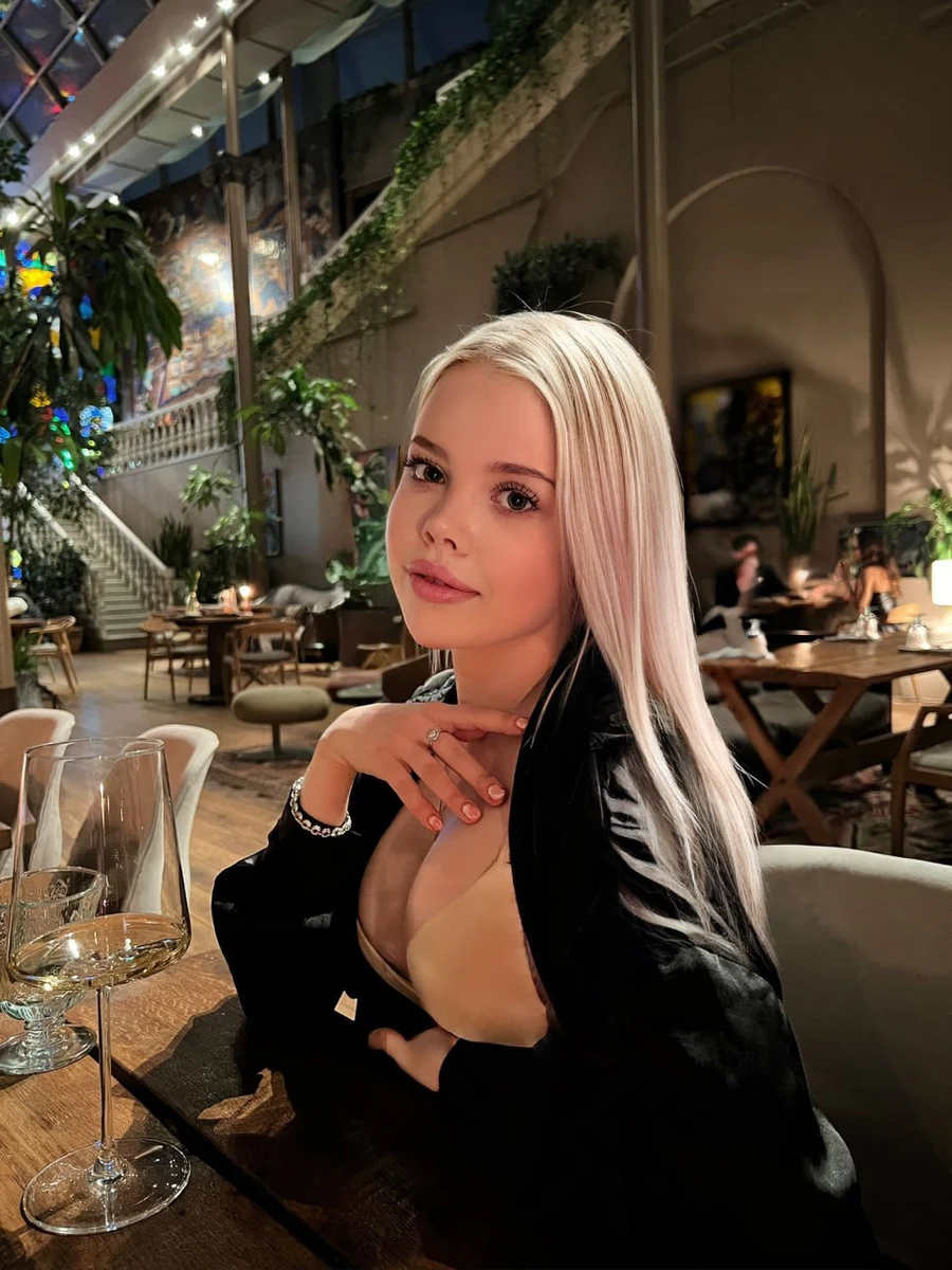 Diana escort in Moscow