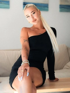 Elina escort in Moscow