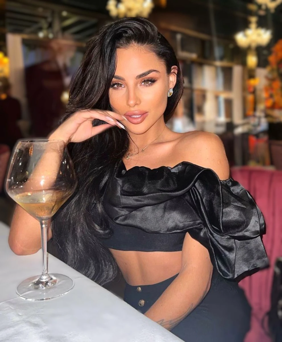 Eva escort in Moscow
