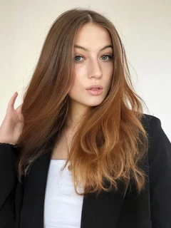 Evelyn escort in Moscow