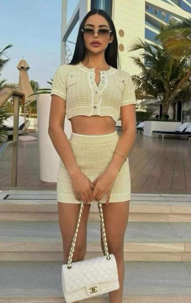 Kloe escort in Moscow