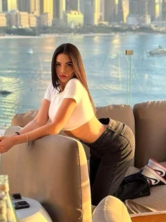 Kloe escort in Moscow