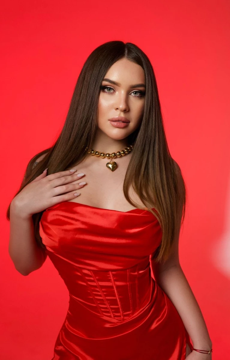 Ksenya escort in Moscow