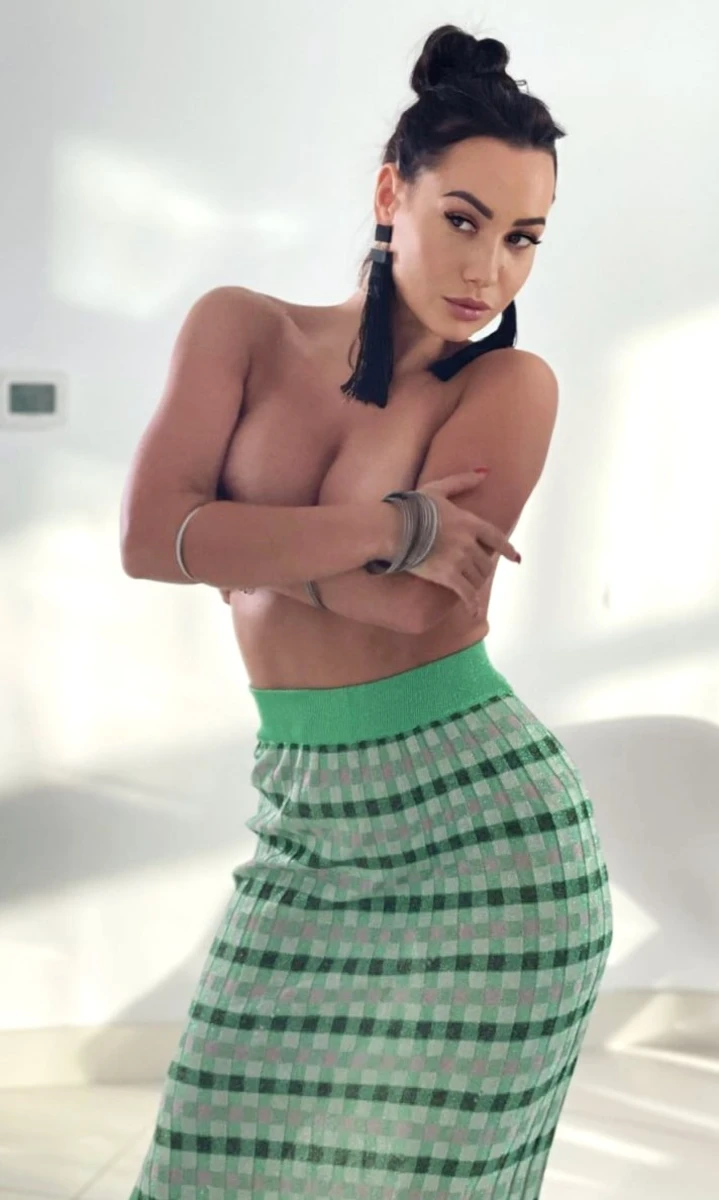 Lara escort in Moscow