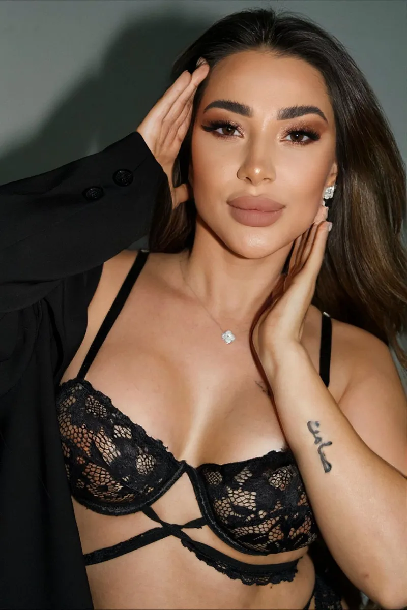  Lara escort in Moscow
