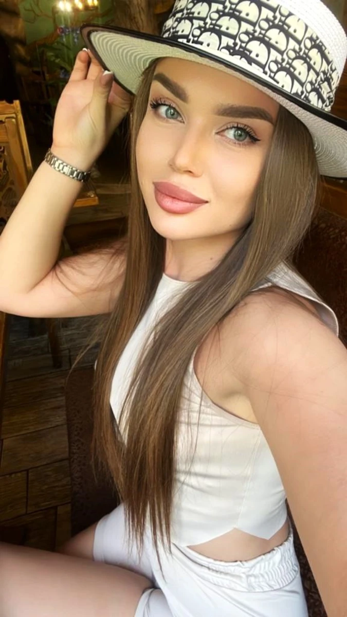  Lera escort in Moscow