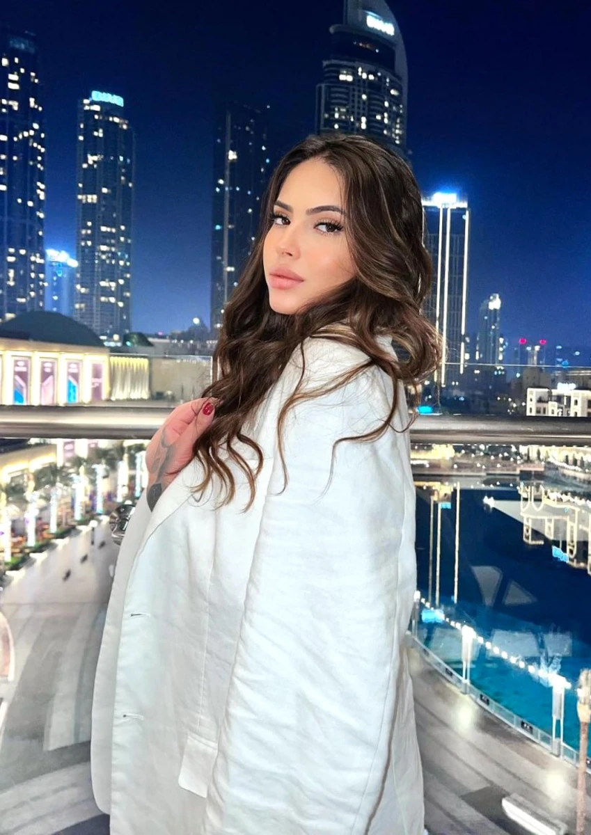 Loren escort in Moscow