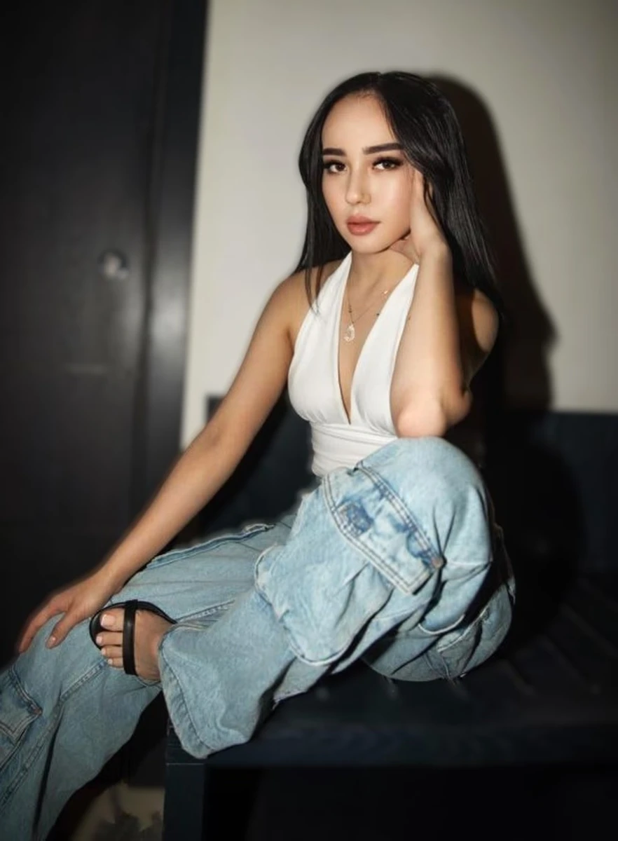 Malika escort in Moscow