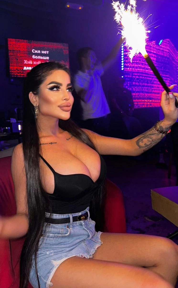 Mariam escort in Moscow