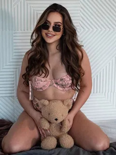 Milana escort in Moscow