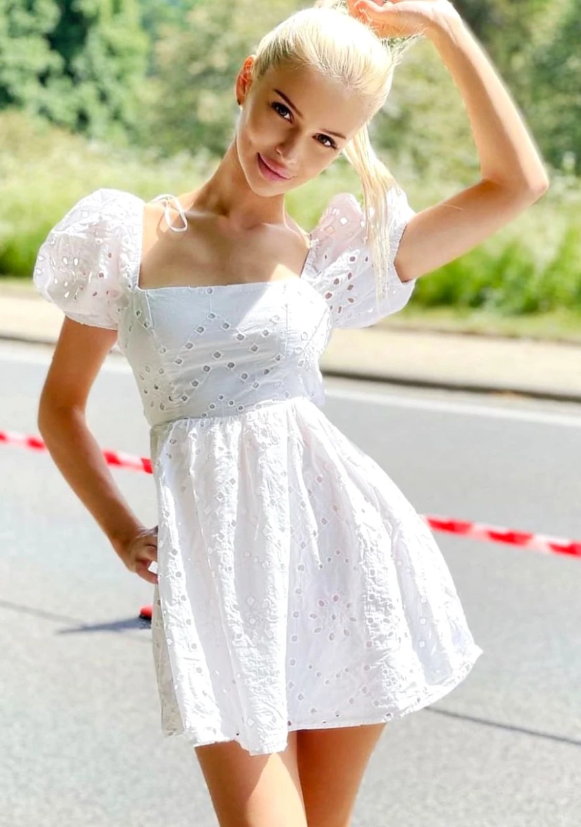 Milena escort in Moscow