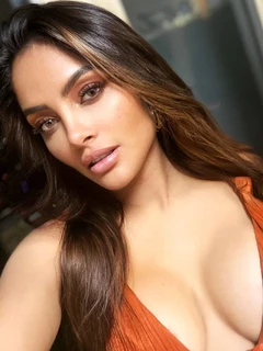 Noha escort in Moscow