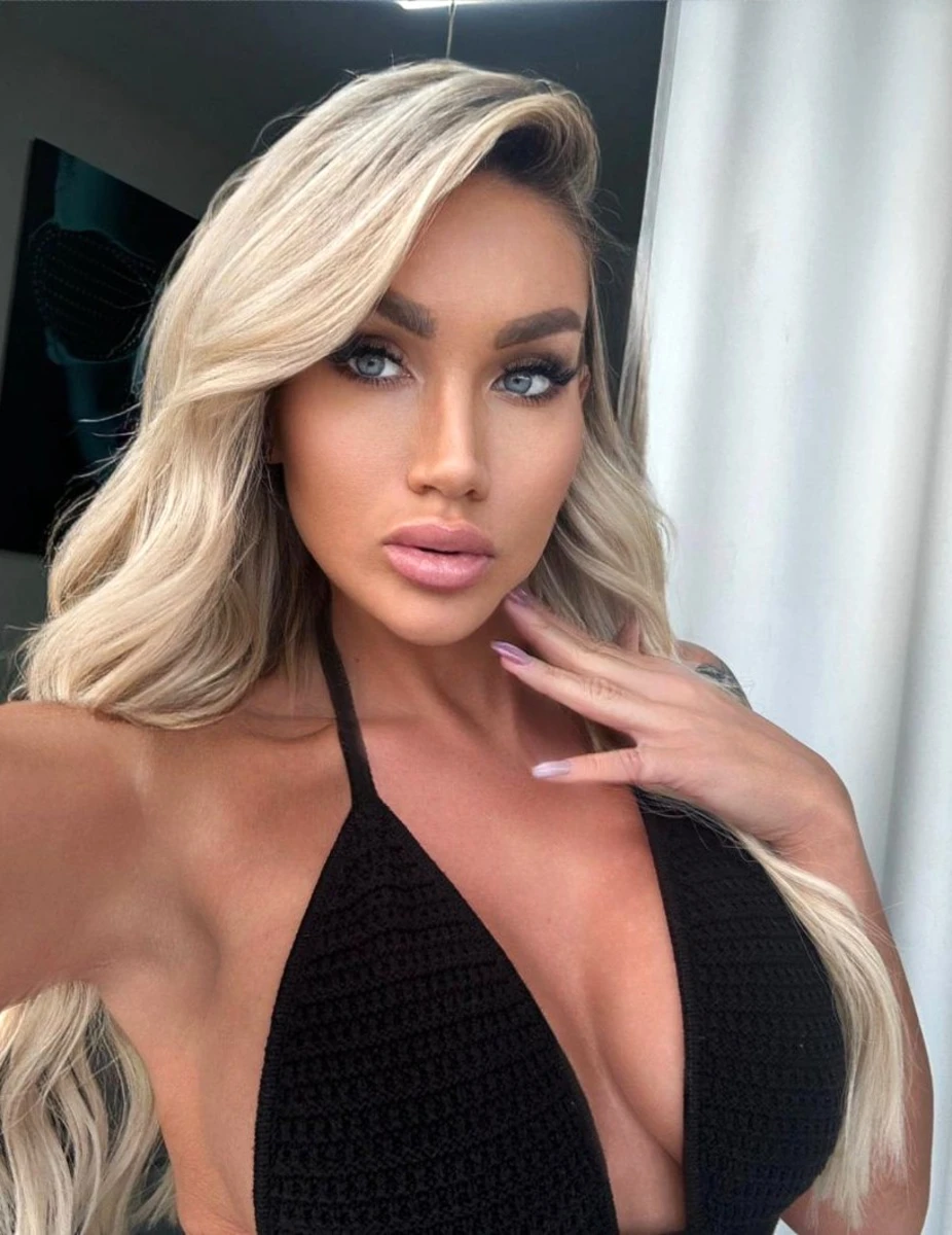 Norina escort in Moscow
