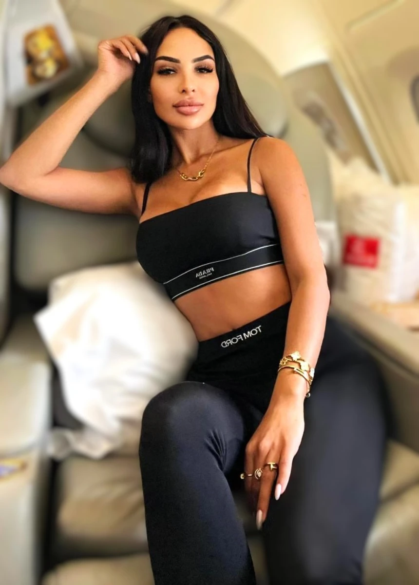 Pamela escort in Moscow