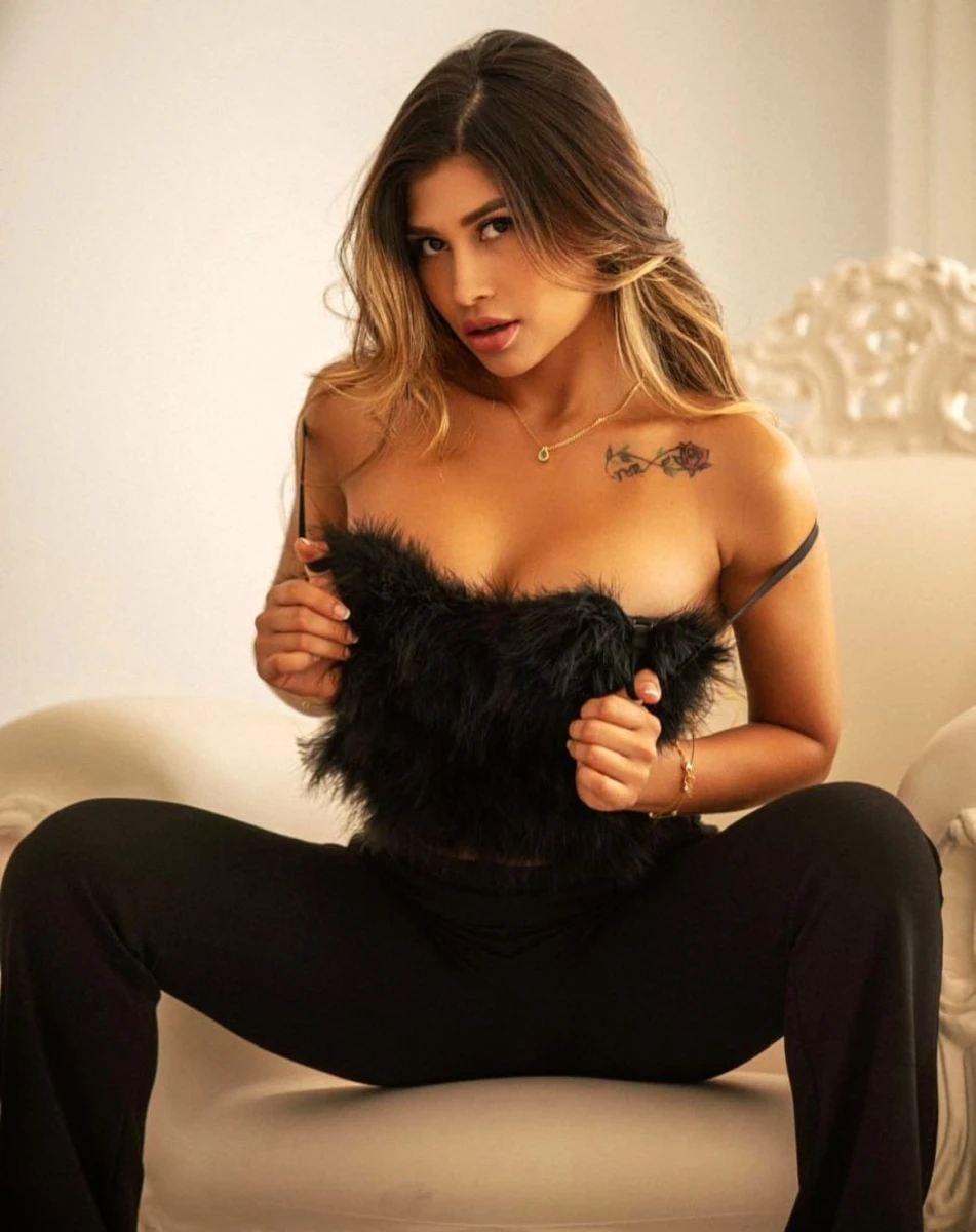 Sarita escort in Moscow