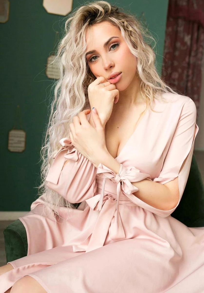 Sasha escort in Moscow