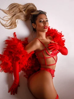 Stepphie escort in Moscow