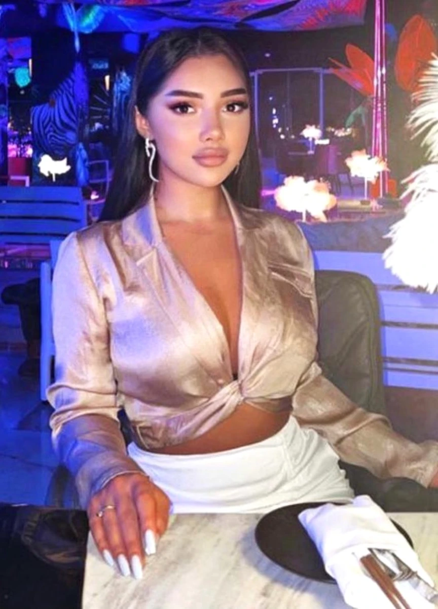 Valentina escort in Moscow