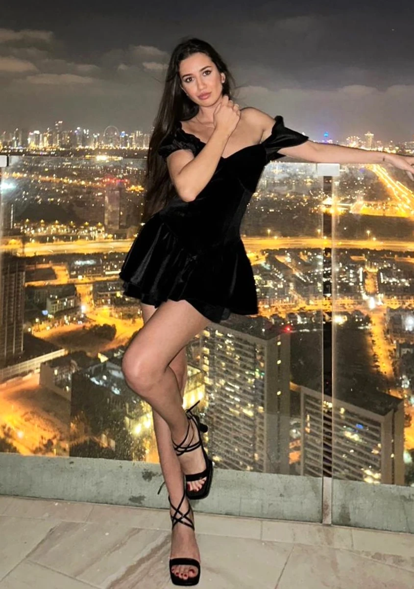 Vita escort in Moscow